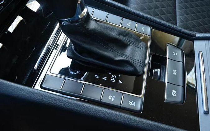 Skoda Superb cena 84900 przebieg: 178000, rok produkcji 2019 z Kutno małe 781